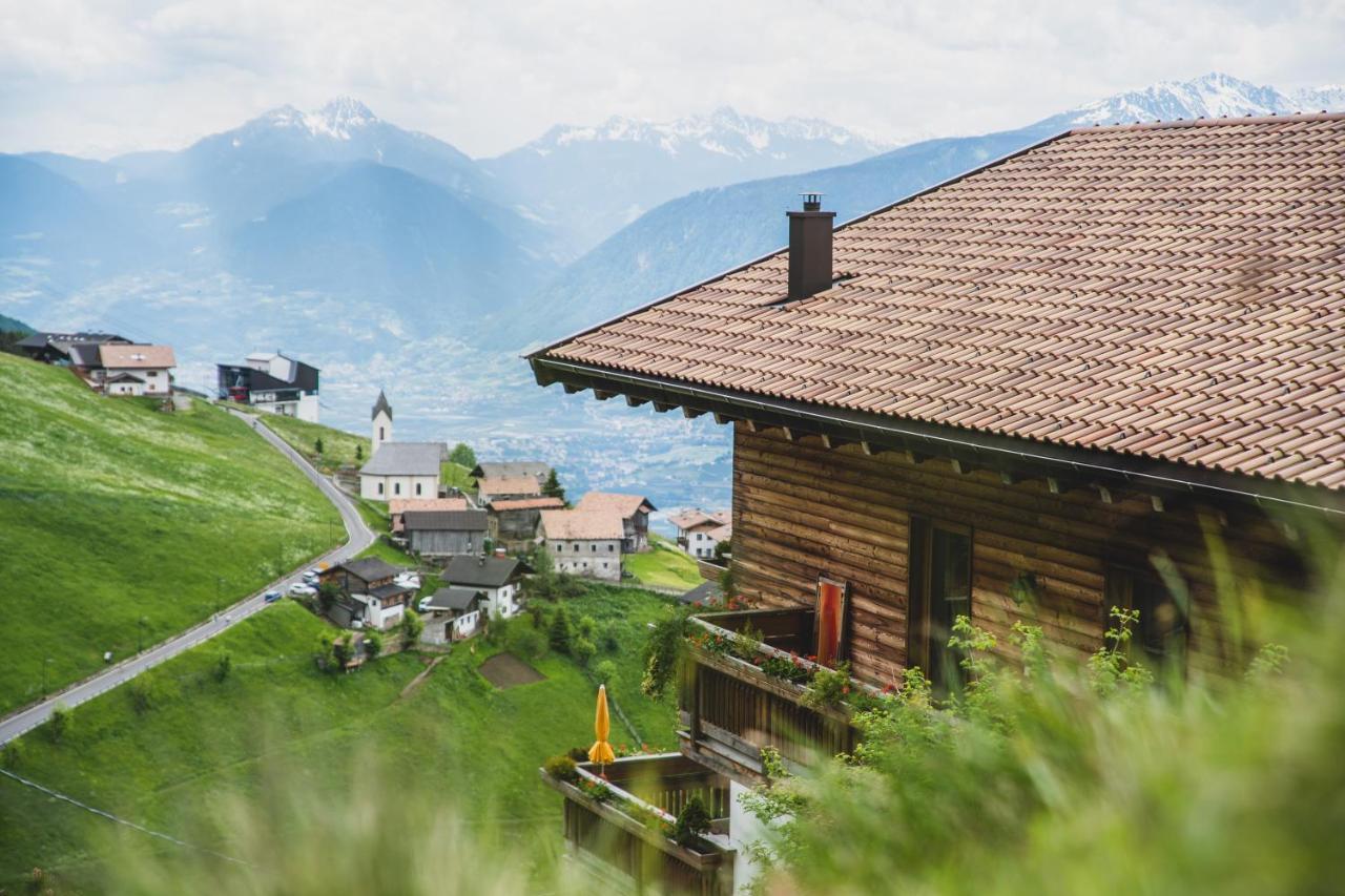 Ferienwohnungen Wiesbauer Schenna Luaran gambar