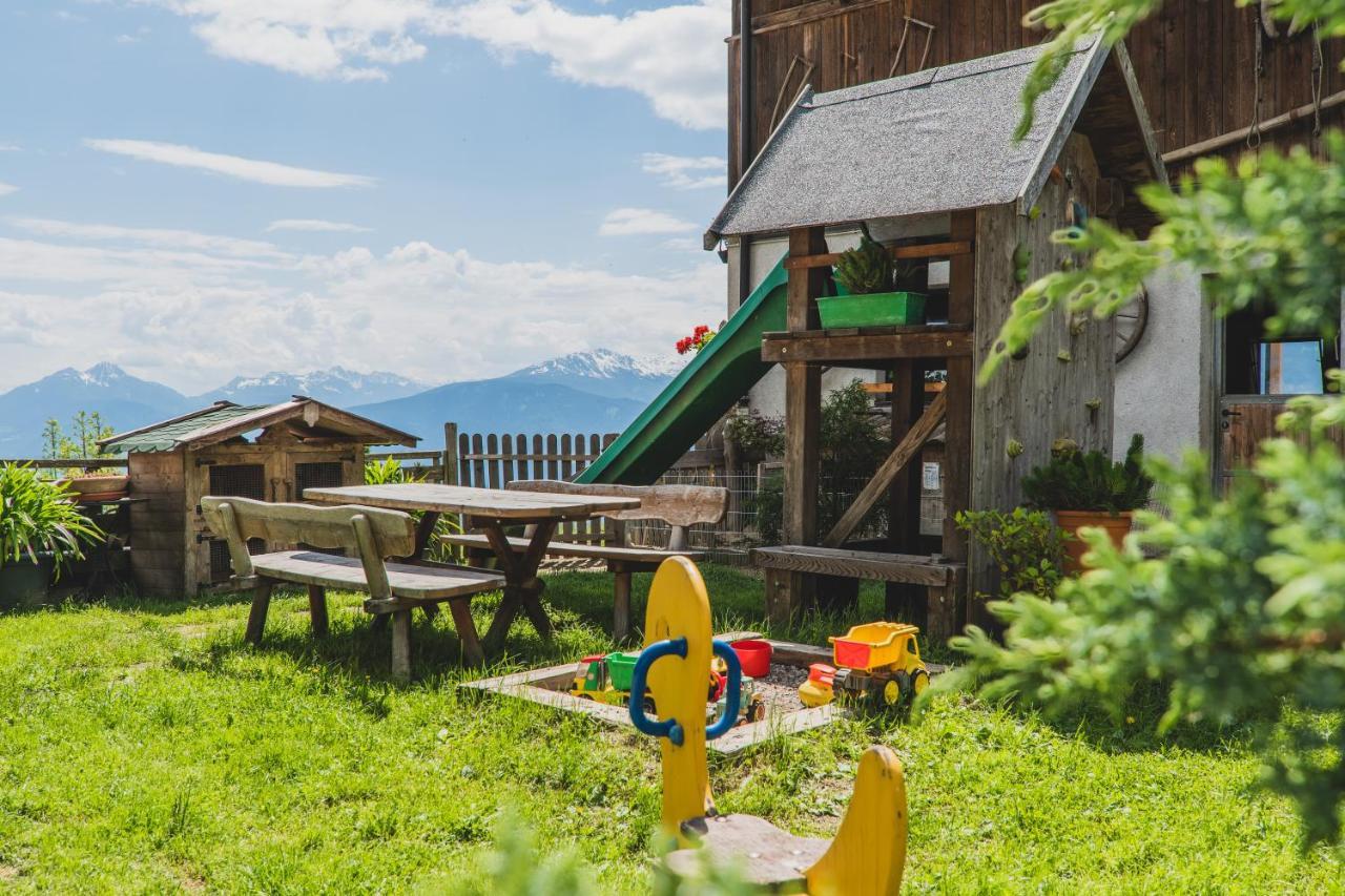 Ferienwohnungen Wiesbauer Schenna Luaran gambar